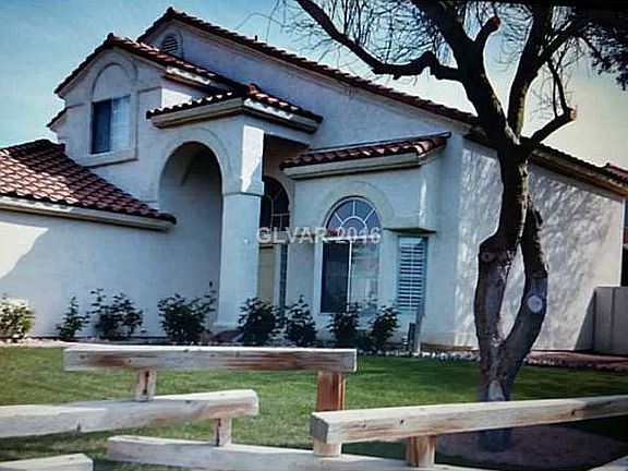 2nd image of 1527 Point Kirby Ave