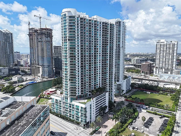350 S Miami Ave #4110 — Photo 36