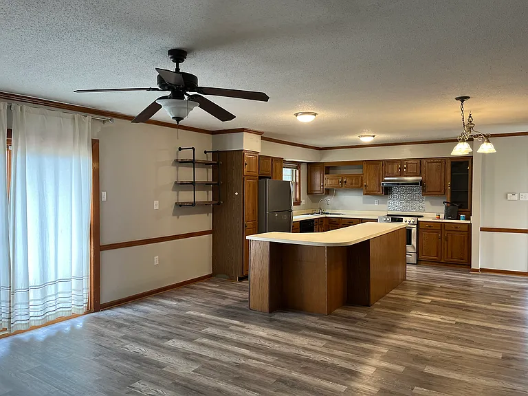 7144 Juana Dr — Photo 10