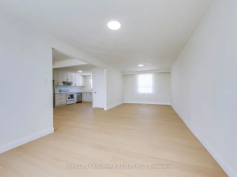 451 Sandmere Pl — Photo 13