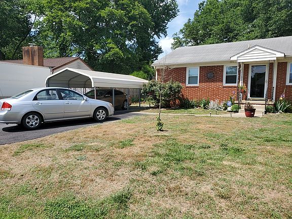 2nd image of 3018 Dulwich Dr