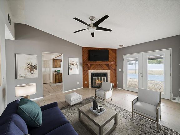 3rd image of 2911 Autumnwood Trl