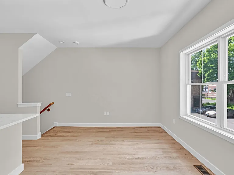 70 Whiting St #A — Photo 17