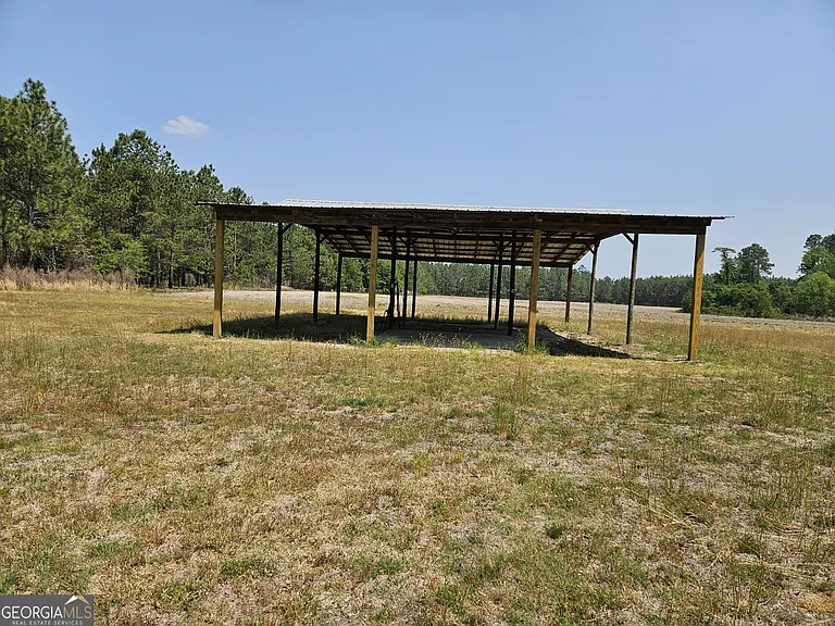 647 Buck Creek Rd — Photo 3