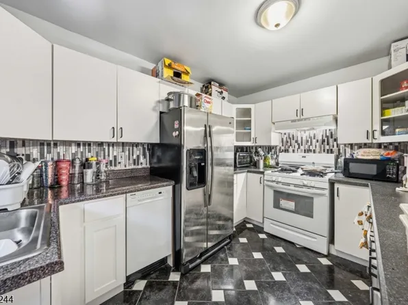 747 757 N Broad St. #203, Elizabeth City, NJ 07208