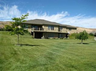 25102 S Sunset Meadows Loop, Kennewick, WA 99338