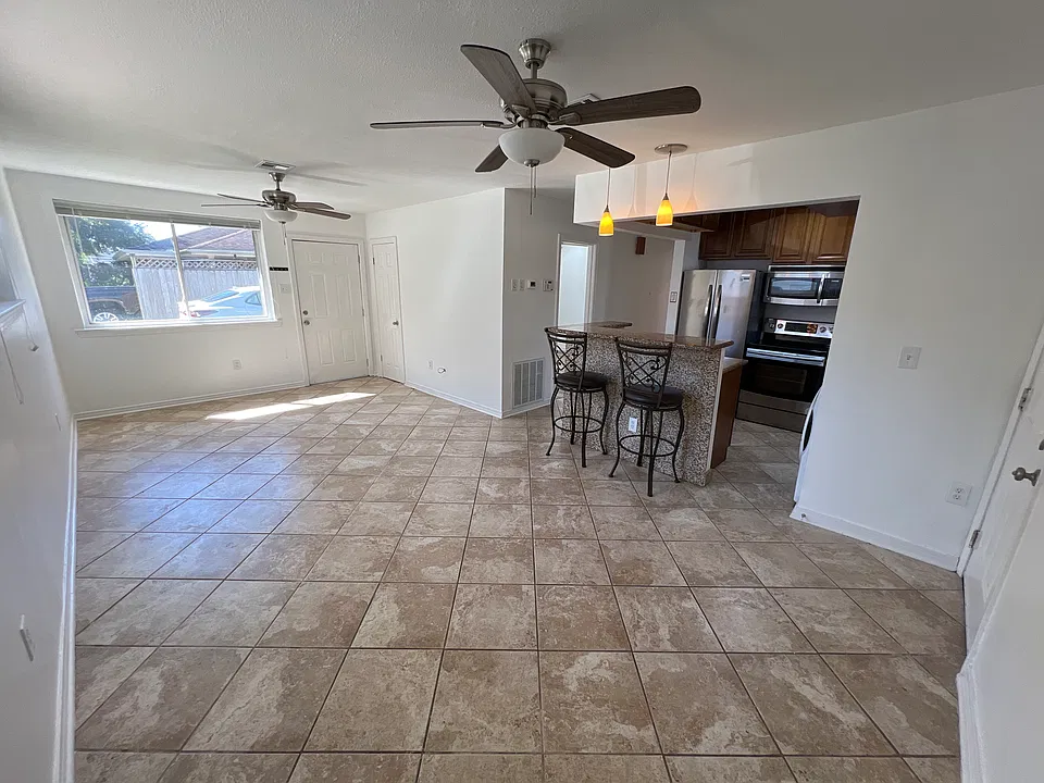 854 Orion Ave