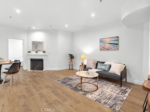 3rd image of 620 S Gramercy Pl APT 338