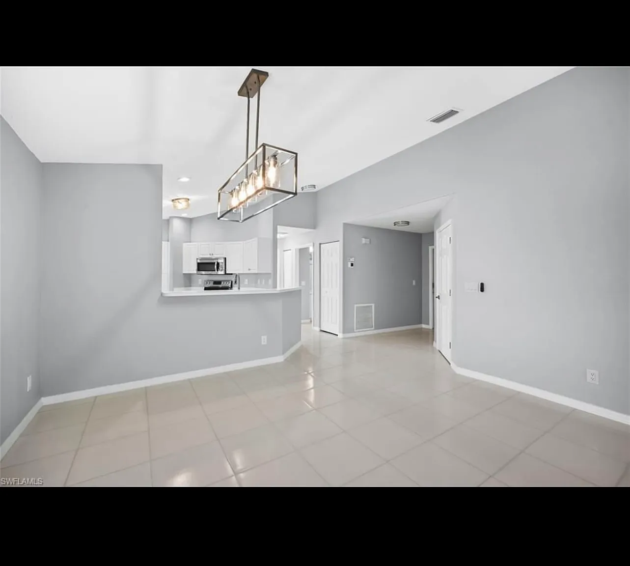 3 bed, 1424 sqft, $3,050 — Photo 3