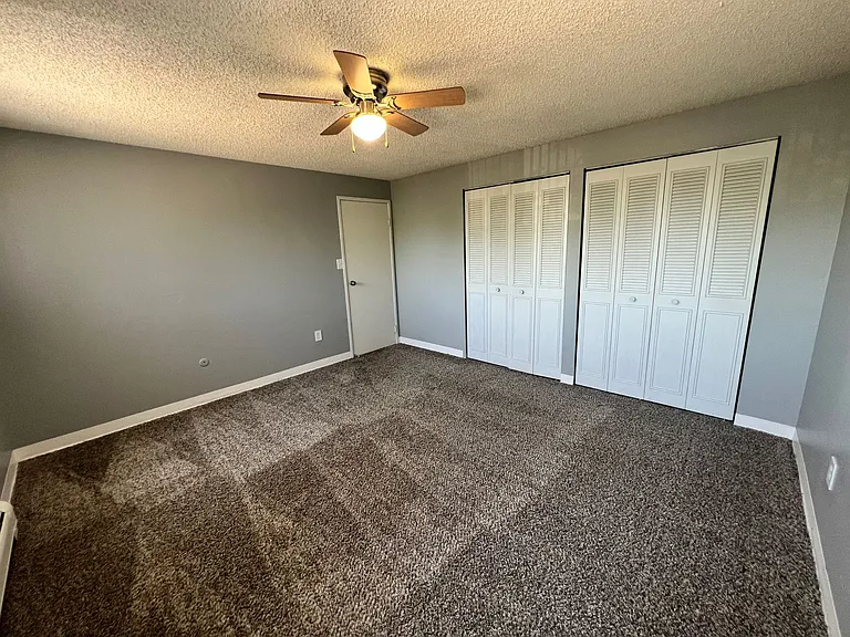 Crestview Apartments — Photo 44
