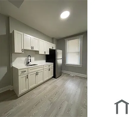 1726 N Pulaski St — Photo 8