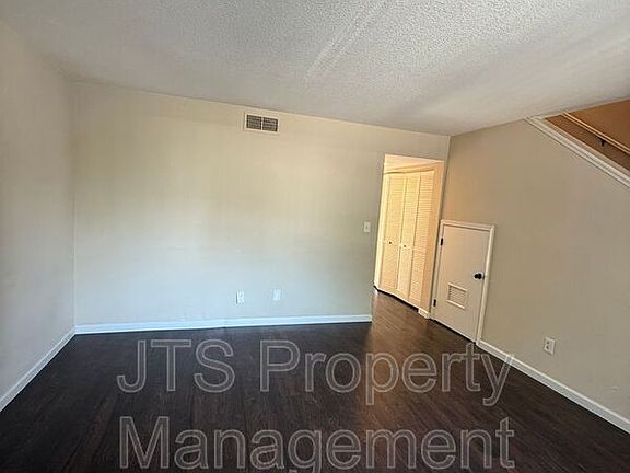 4th image of 5842 Alorn Ln