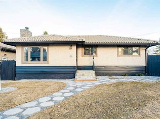 2018 W Cottonwood Cres SE, Calgary, AB T2B 1R1