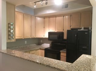 1323 Garden Wall Ct #412, Reston, VA
