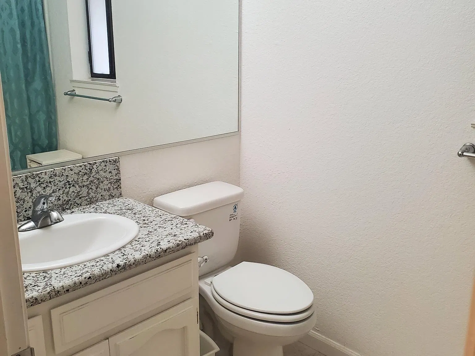 Monticello Ln, Manteca — Photo 3