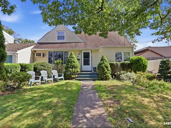 2 Yolanda Place, Lodi, NJ 07644