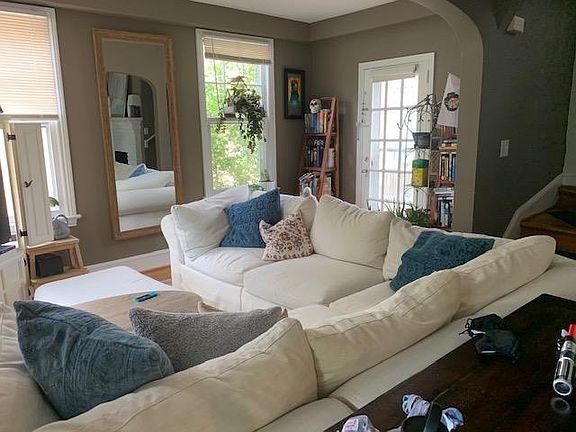 2nd image of 5037 Wilson Ln