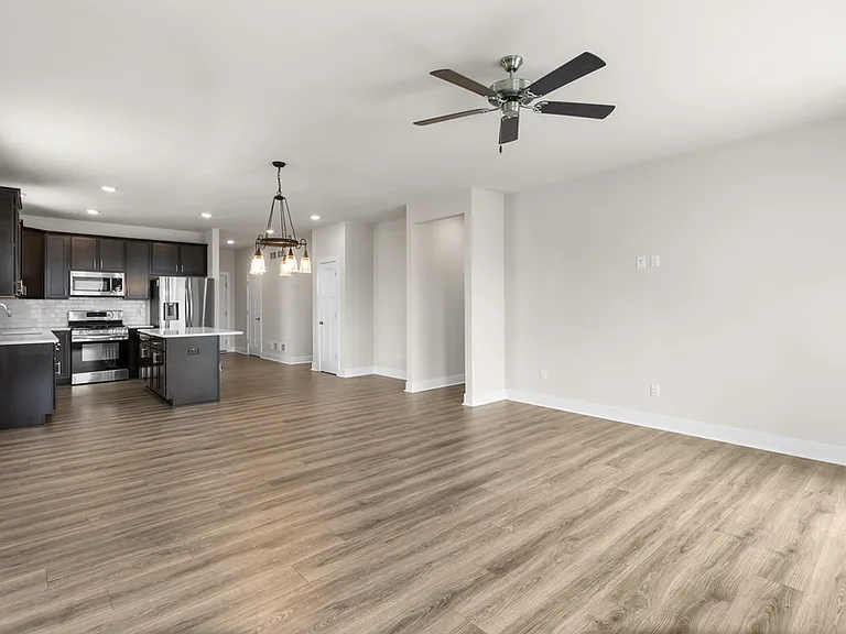 265 Farmstead Dr — Photo 8