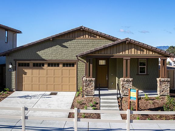 The Arroyos Residence One