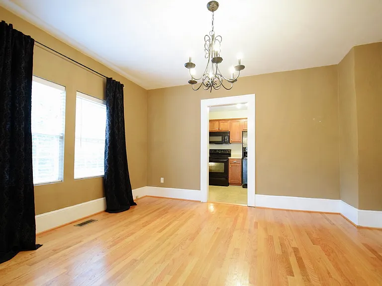 524 Pearl St — Photo 6