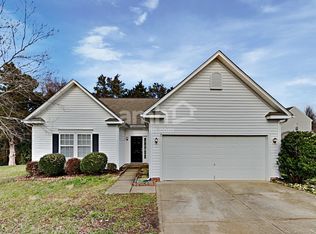 116 Brewster Ct, Mooresville, NC 28115