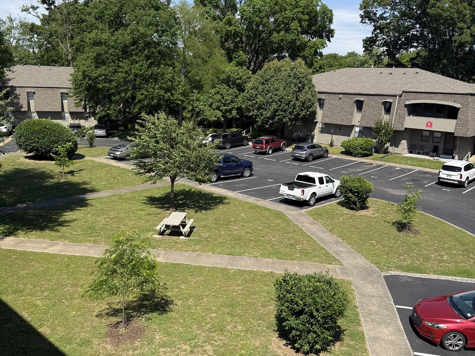 2 bed, 1043 sqft, $1,500 — Photo 2