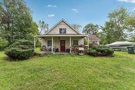 Betts Rd-S2708-001.jpg