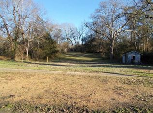 1132 E Railroad St, Wesson, MS 39191