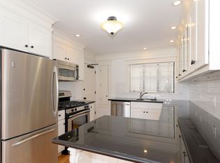1231 8th Ave APT 4, San Francisco, CA 94122