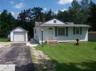 1536 Bennett Rd, Lansing, MI 48906