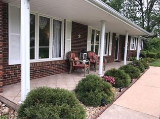 1711 S 12th Ave, Ozark, MO 65721