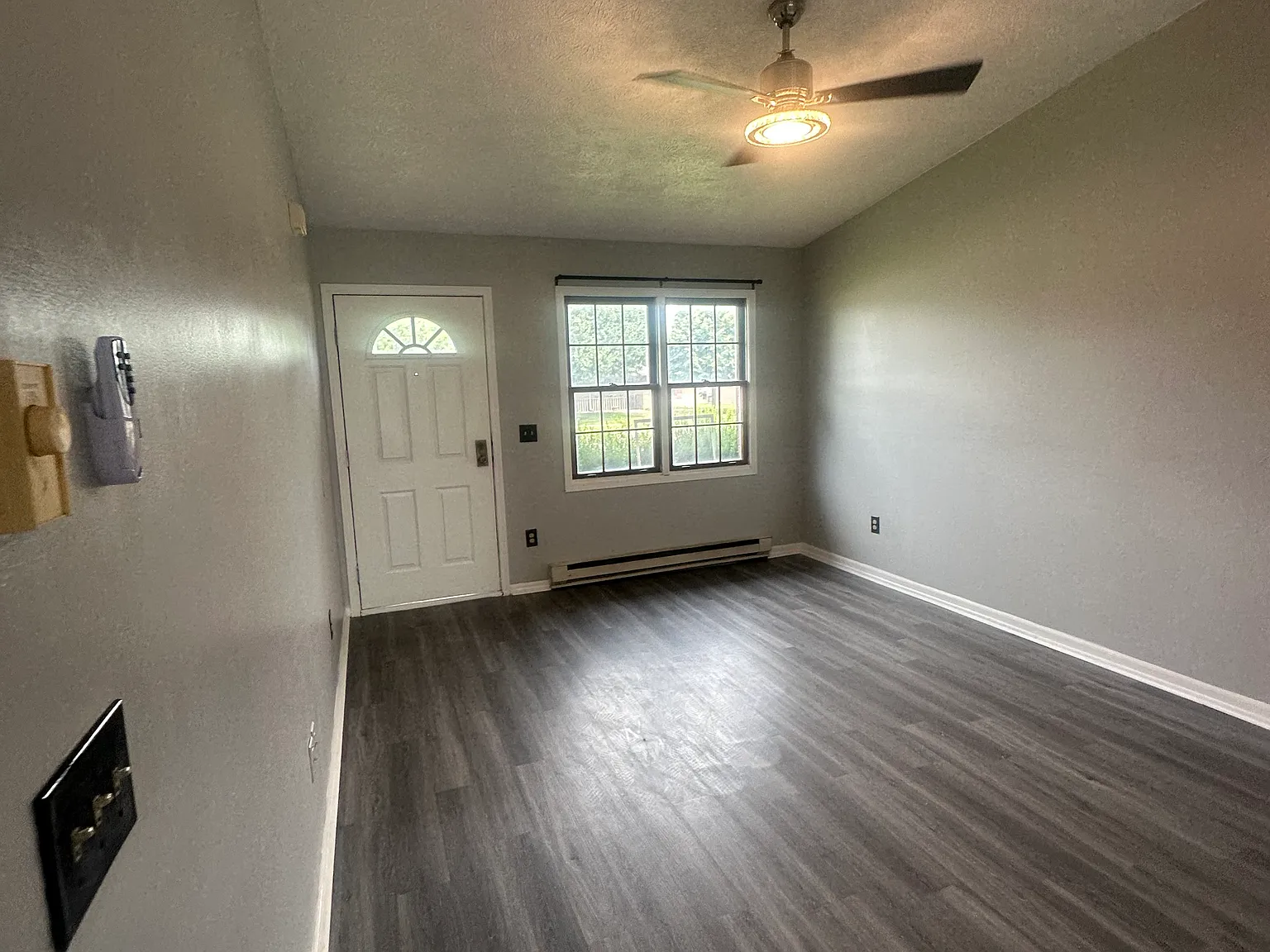 1480 Wayne St — Photo 3