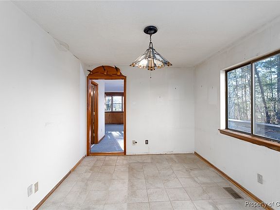 5th image of 4128 Eagle Rd