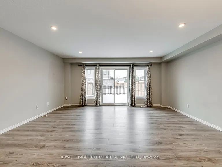 60 Netherwood Rd #28 — Photo 23