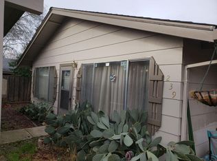 239 De Barr Ave, Medford, OR 97501
