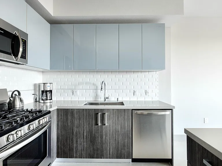 5100 Wilshire Blvd — Photo 98