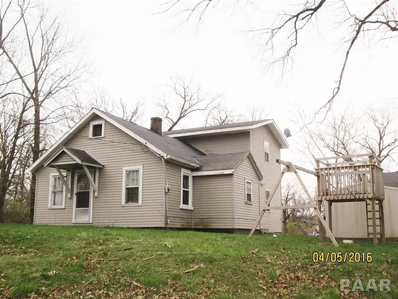 145 Edgehill Ave photo 1