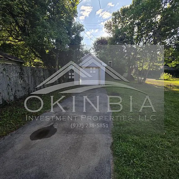 1815 Catalpa Dr — Photo 24