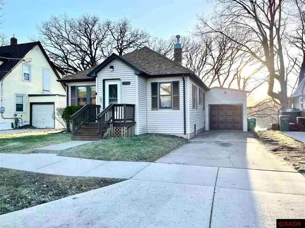 1207 N Main St, Fairmont, MN 56031