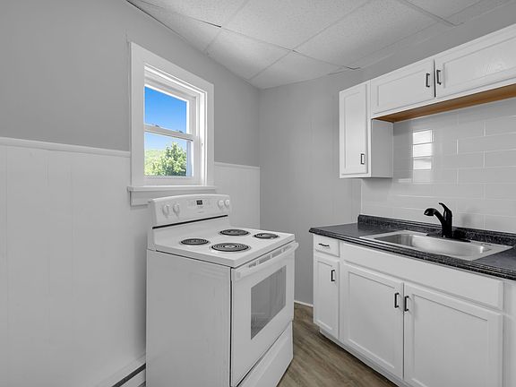 4th image of 149 W Ridge St #3A