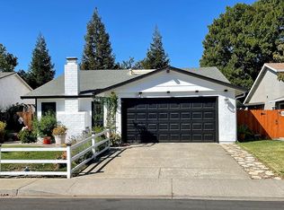 136 Raleigh Dr, Vacaville, CA 95687