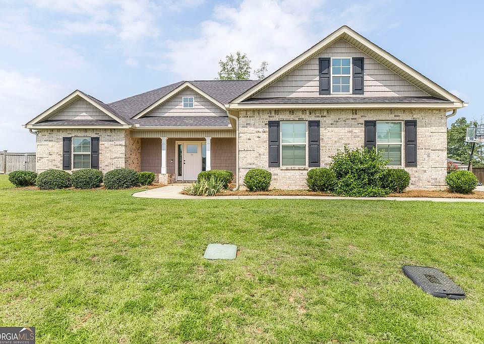 1st image of 107 Chatham Ct