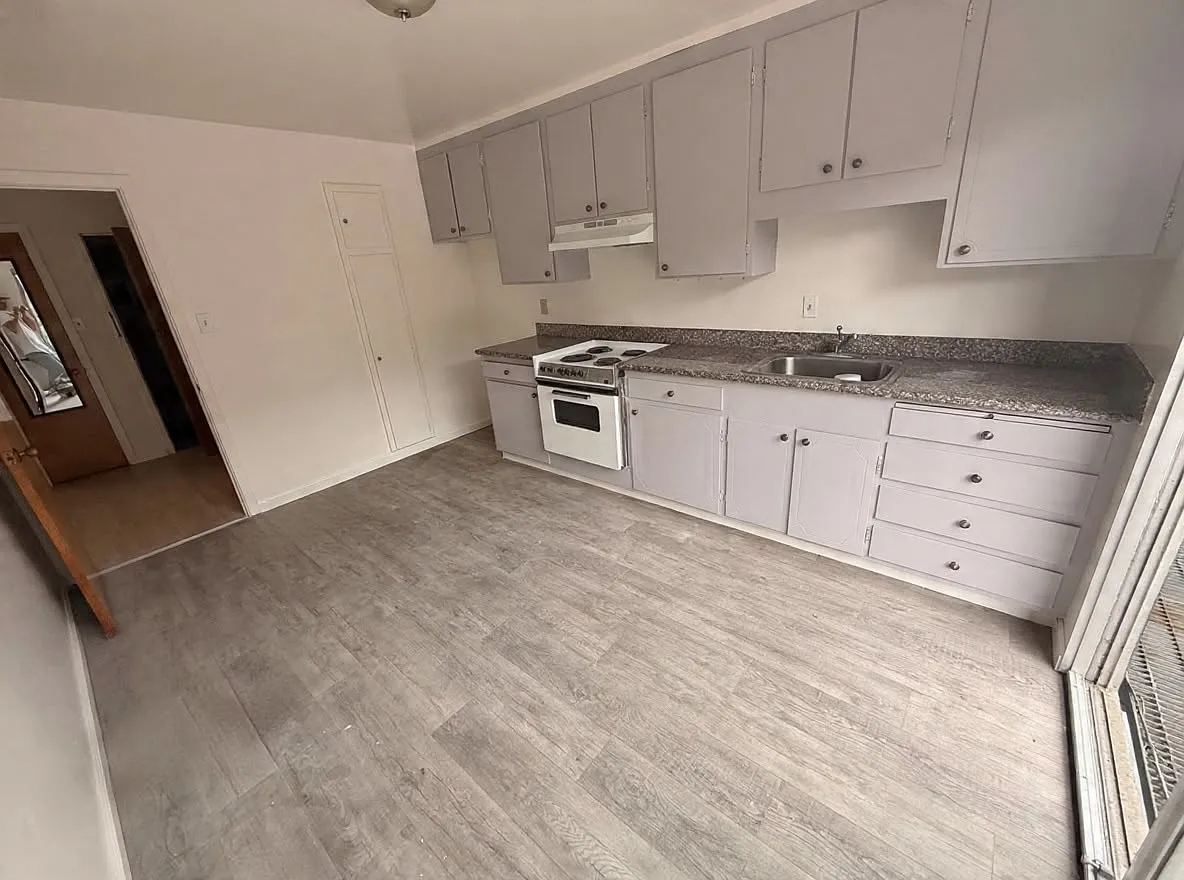 1 bed, 530 sqft, $3,400 — Photo 3