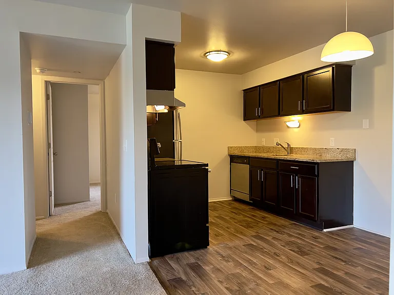 Dover Hills Apartments — Photo 63