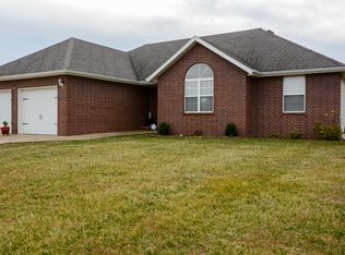 306 E Cypress St, Clever, MO 65631