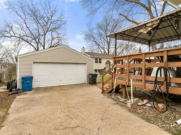 5th image of 3414 59th St