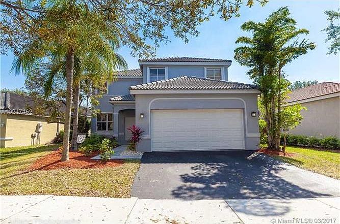 1st image of 1567 Banyan Way