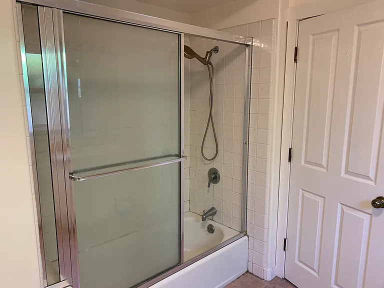 117 Grover Ln — Photo 12