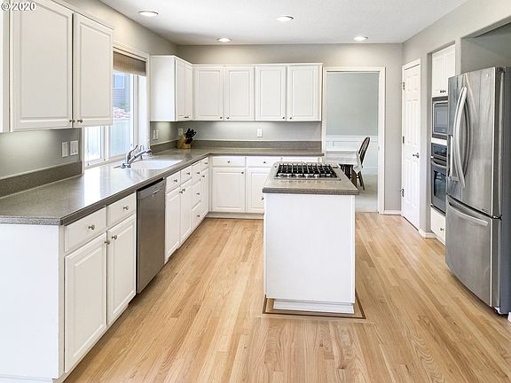 3rd image of 3815 SE 182nd Ct