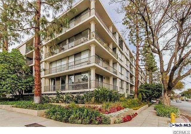 1st image of 601 E Del Mar Blvd
